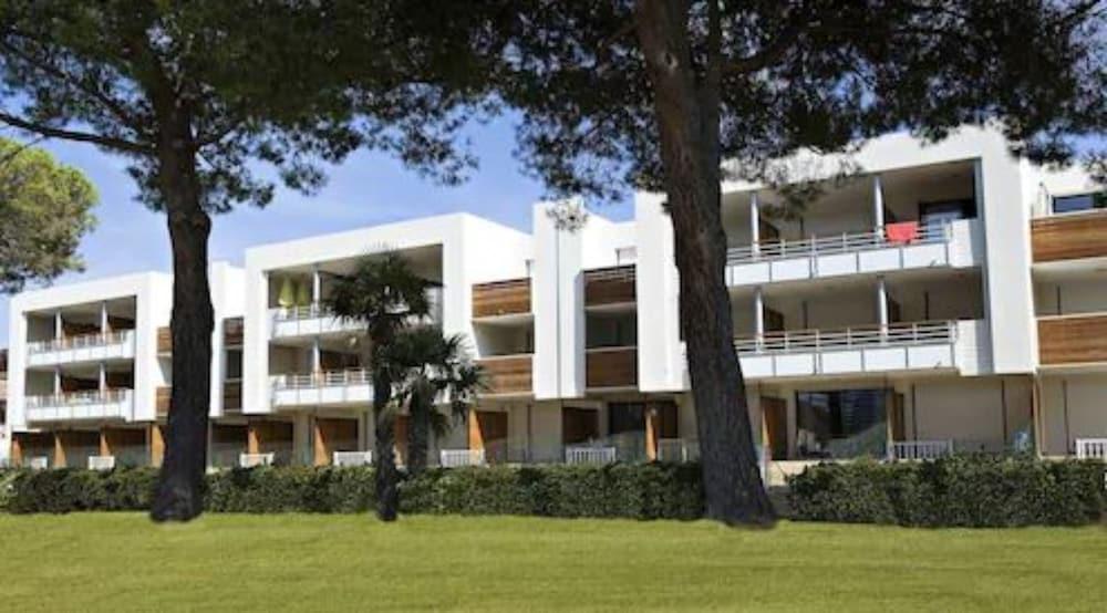 Vacanceole - Residence Carre Marine Мандельє-ла-Напуль Екстер'єр фото