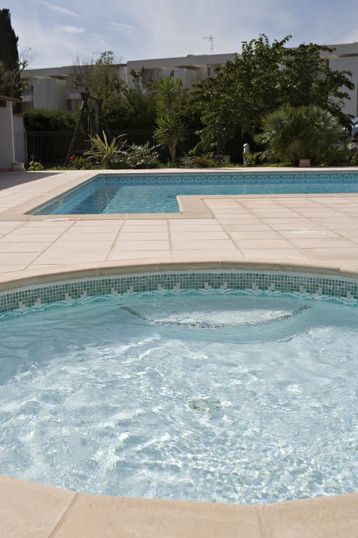 Vacanceole - Residence Carre Marine Мандельє-ла-Напуль Екстер'єр фото